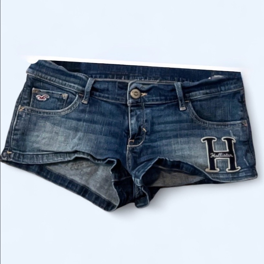 Vintage Hollister California Medium Wash Denim Shorts - Size 7
